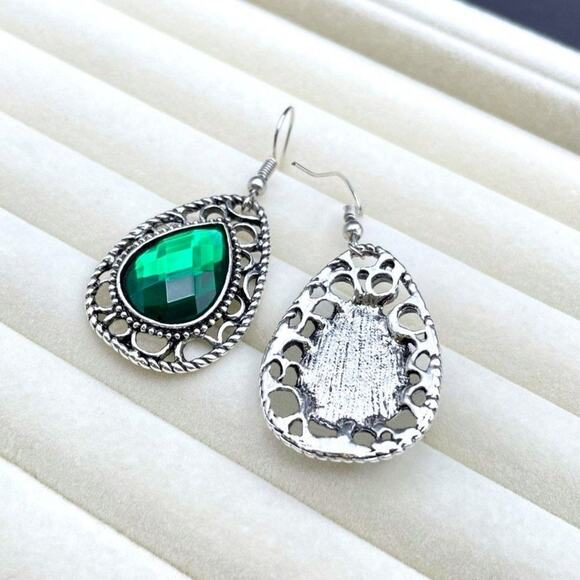 Silver & Emerald-Green Crystal Teardrop Earrings — Elegant Dangle Style - Picture 7 of 9